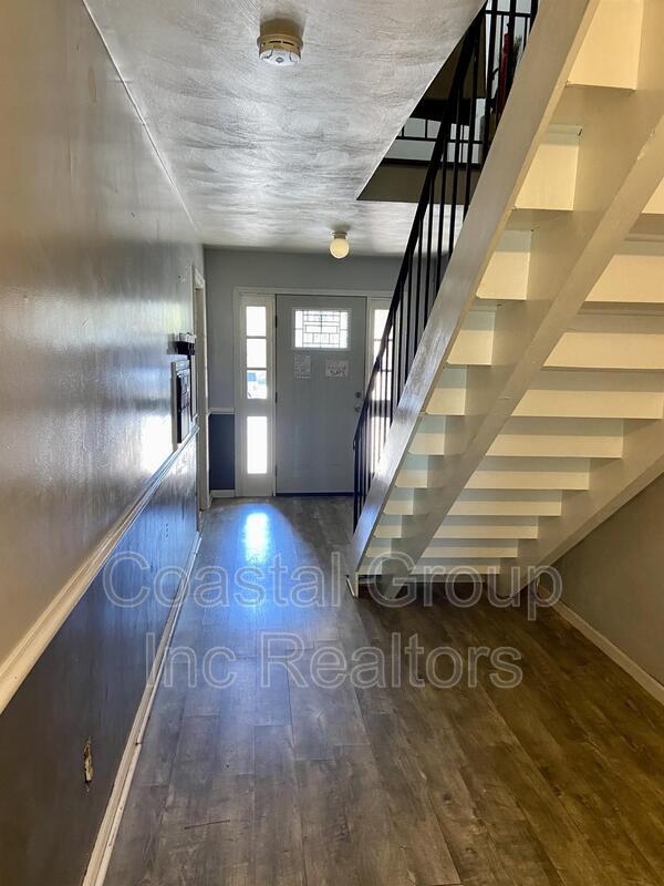 Building Photo - 1438 Kingston Ave