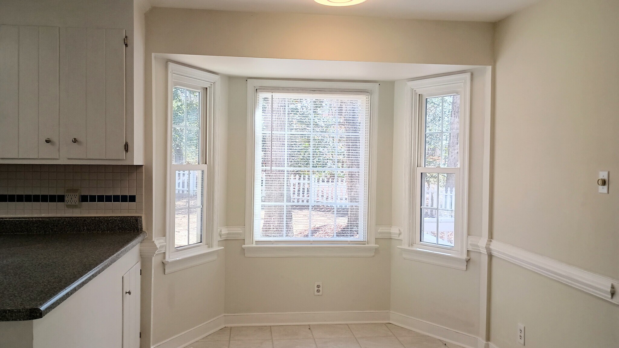 Bay window off the kitchen - 5505 Standing Oak Pl