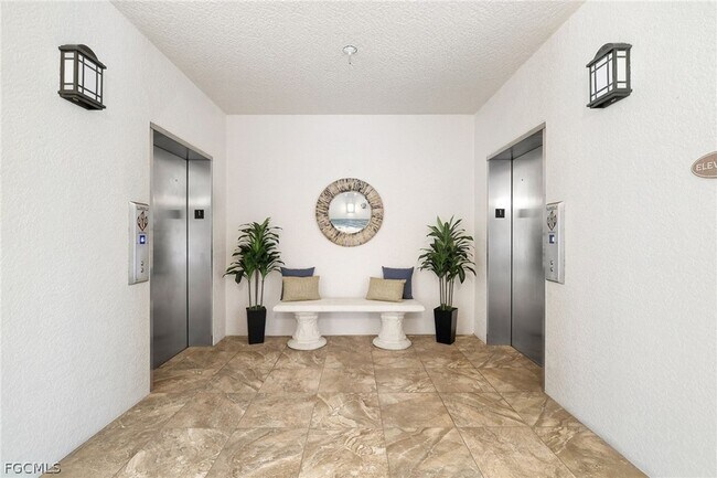 Building Photo - 5706 Cape Harbour Dr