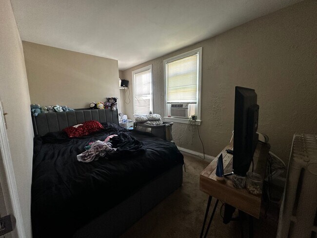 Building Photo - One Bedroom Apartment | Historic Bethlehem