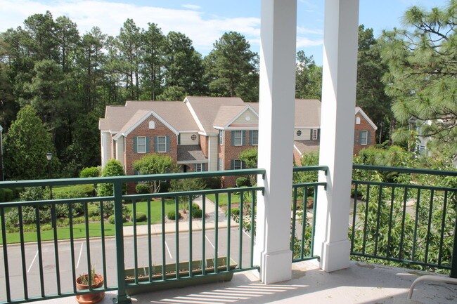 Building Photo - 2137 Creswell Dr