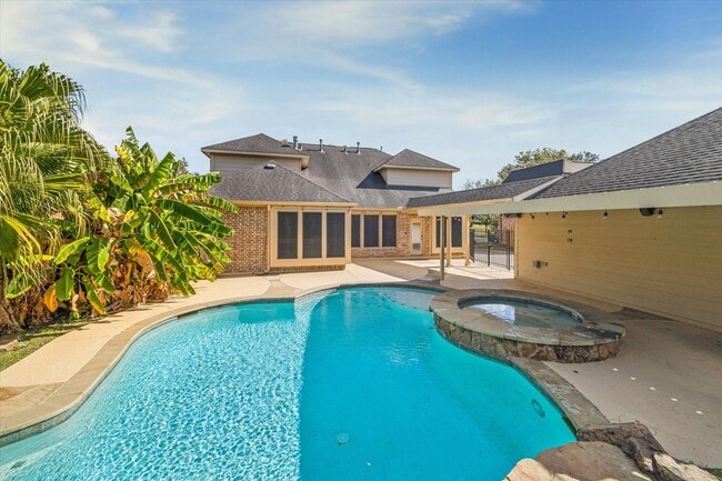 Building Photo - 15614 Stone Gables Ln