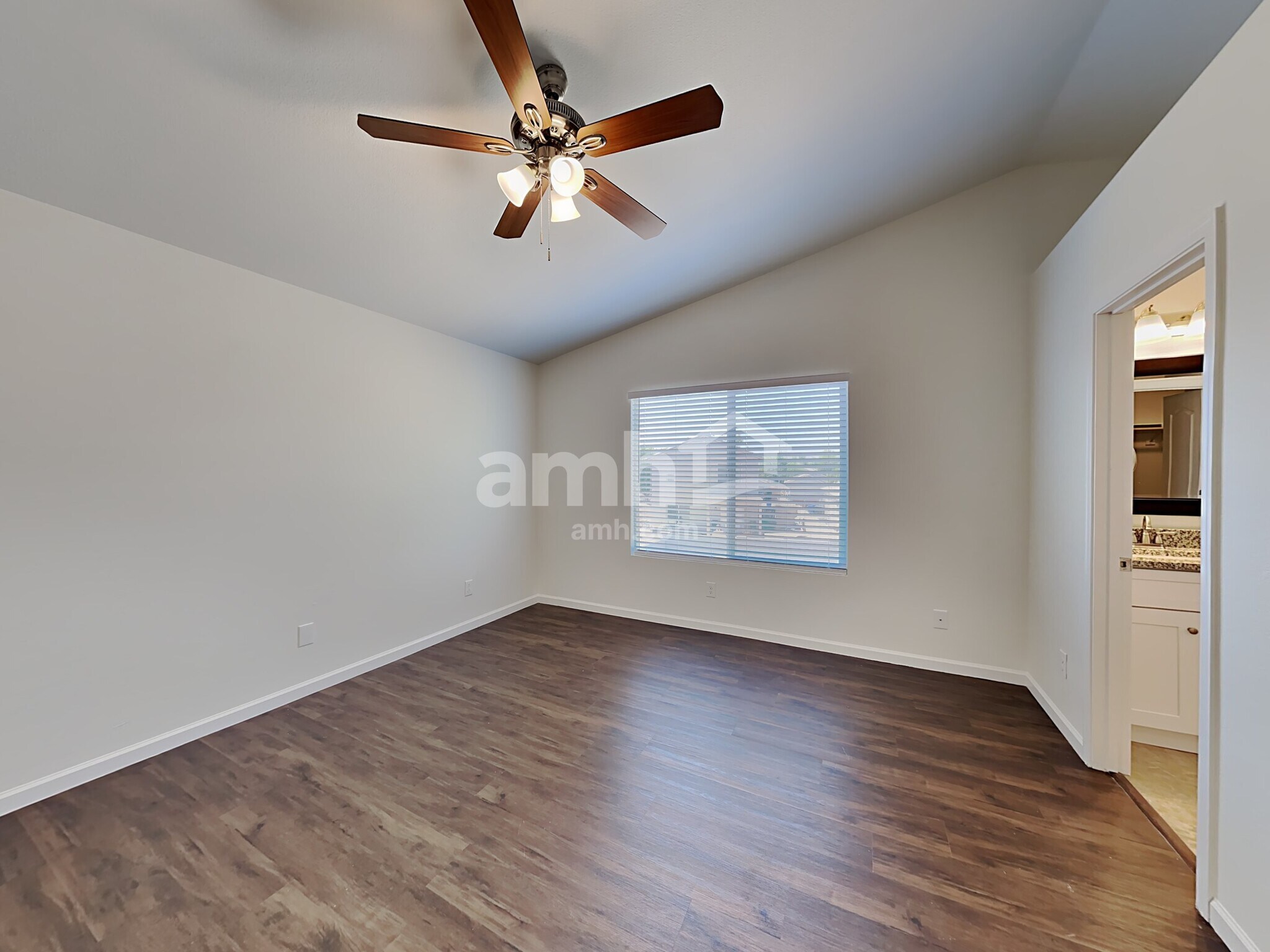 Building Photo - 12955 W Catalina Dr