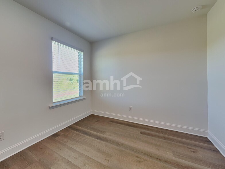 Building Photo - 4007 Williams Pond Rd