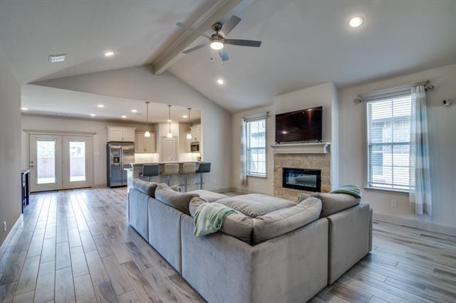 Building Photo - 248 Braves Wy