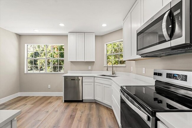 Building Photo - 975 Malden Ct