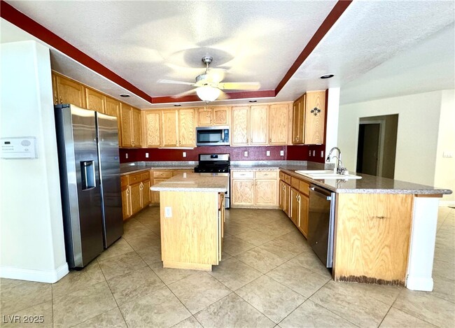 Building Photo - 9796 Raven Wing Canyon Ct