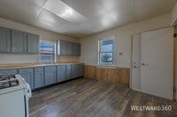 Building Photo - 4901 Magoun Ave