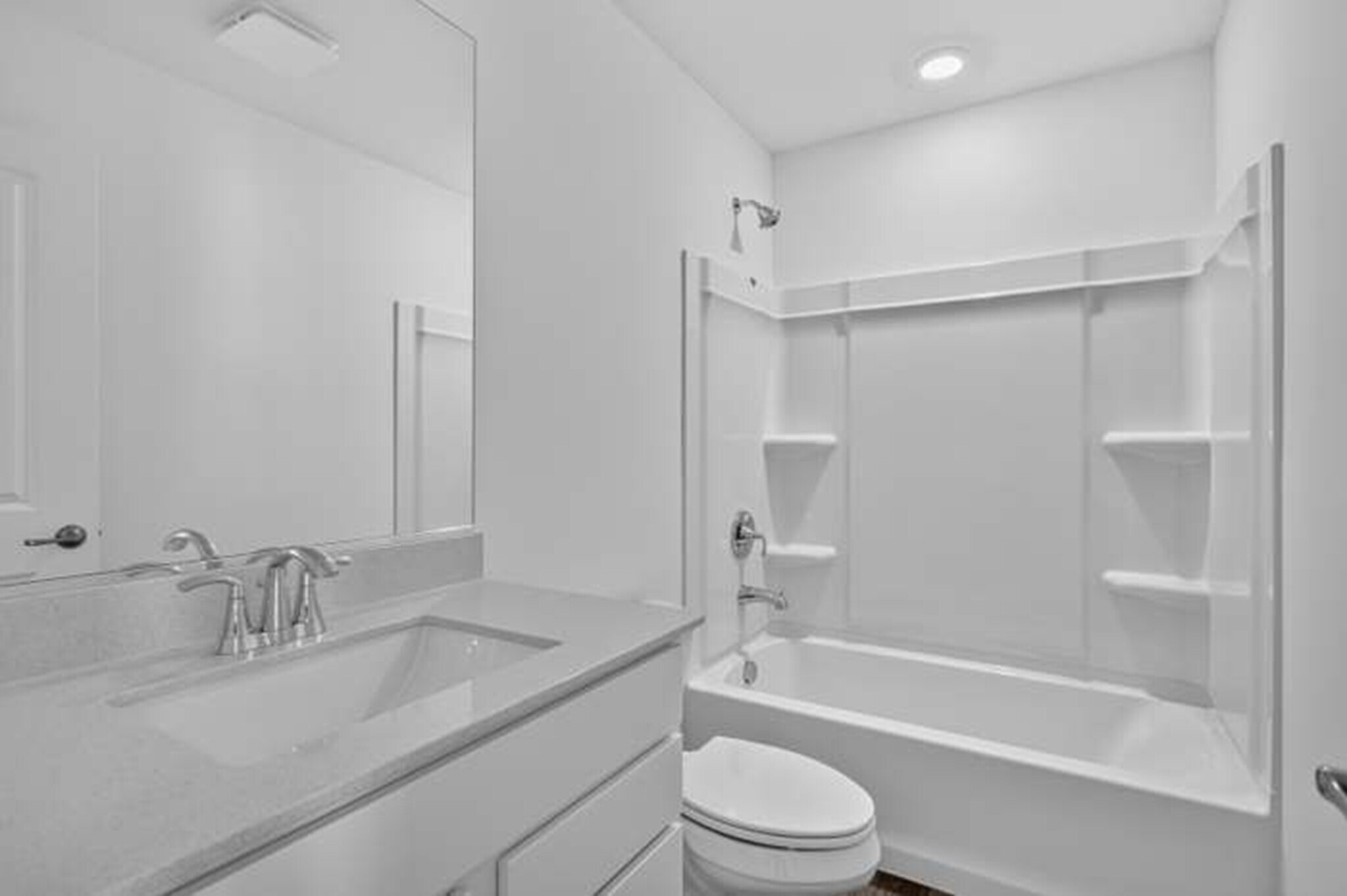 Building Photo - 445 Red Oak Cir