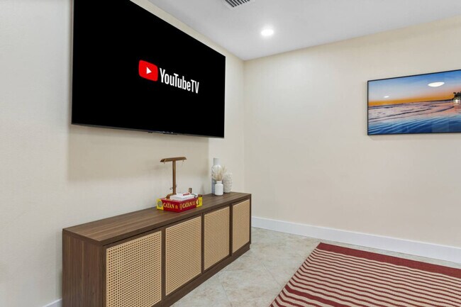 Building Photo - 79 S Brevard Ave