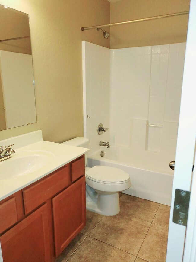 Building Photo - Power Ranch 3 Bedroom for Rent.