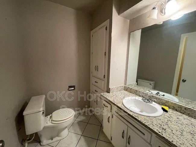 Building Photo - 3603 Willow Springs Dr