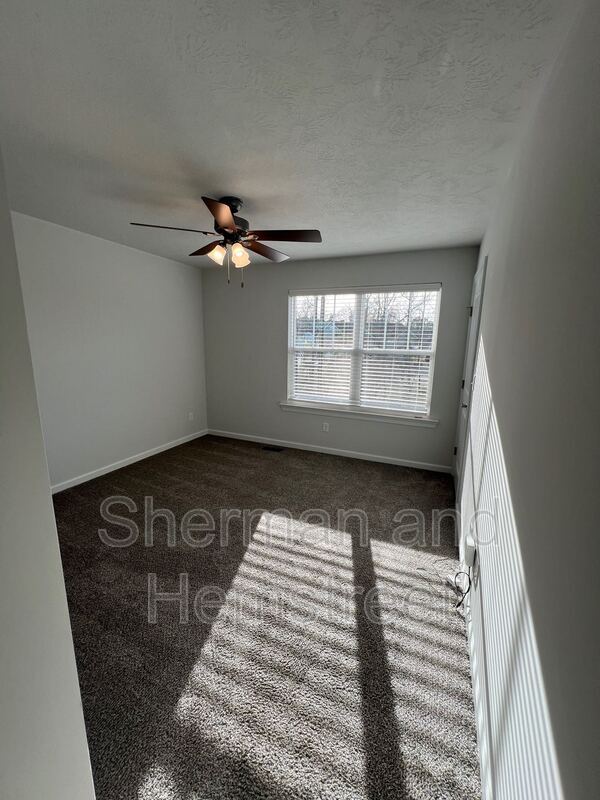 Building Photo - 5006 Mimosa Dr
