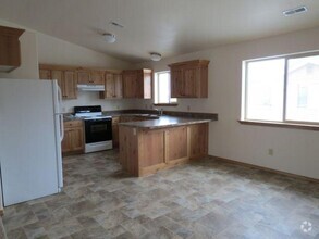 Building Photo - 3 bedroom in Laurel MT 59044