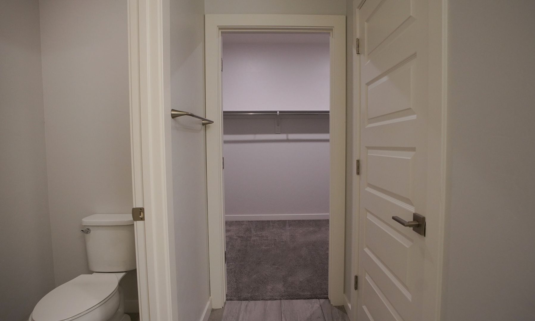 Building Photo - 13942 E Silver Pne Trl