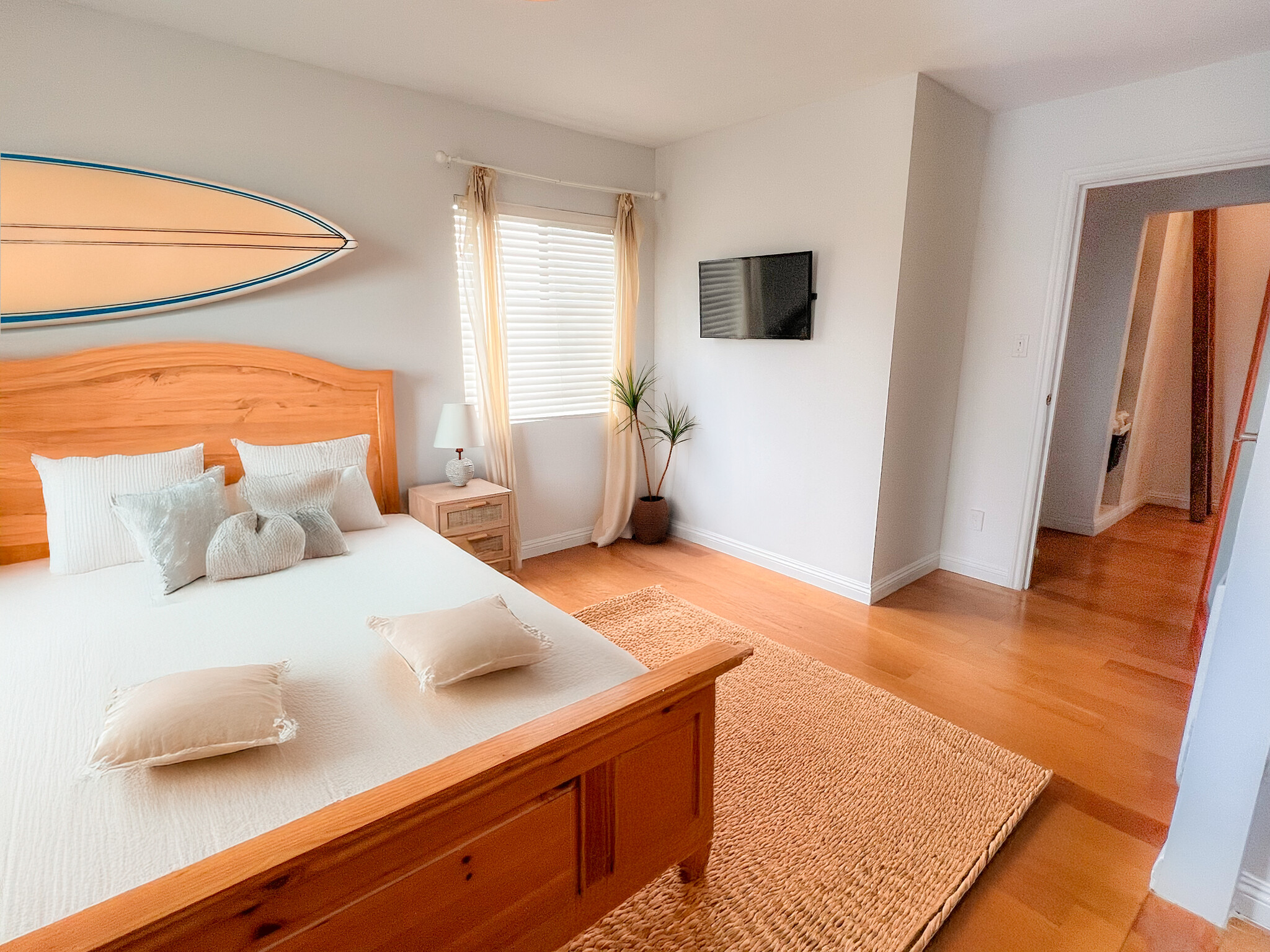 Bedroom - 301 Broadway St