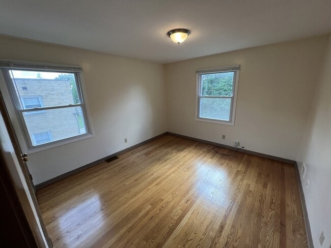 Building Photo - 3014 S Harlem Ave