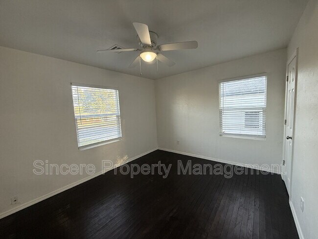 Building Photo - 517 S Midwest Blvd