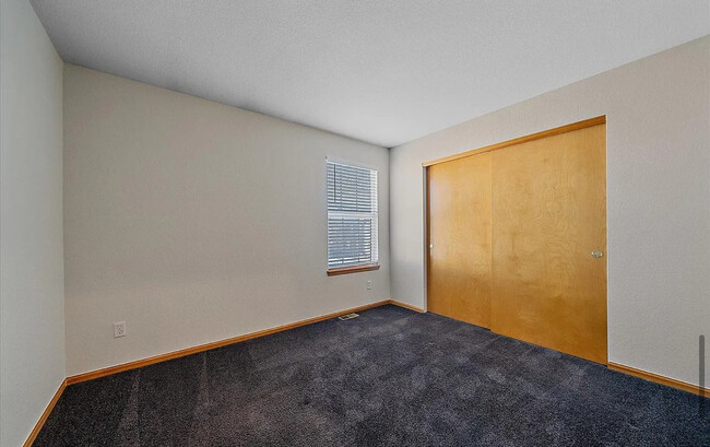 Building Photo - 8865 Meade Ct