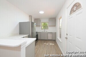 Building Photo - 727 John Adams Dr