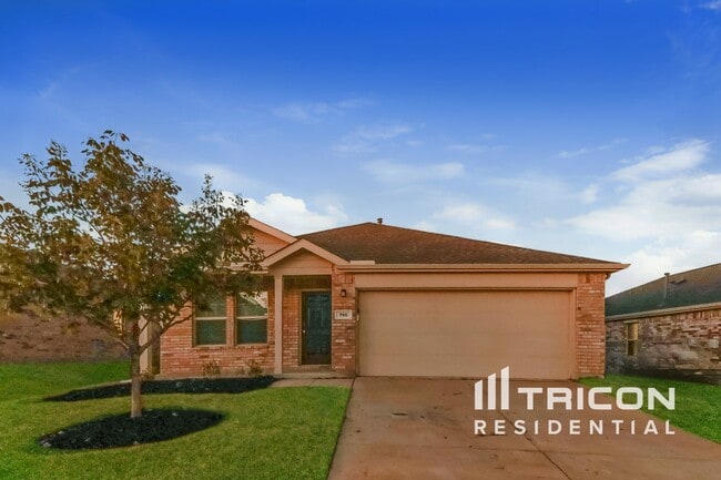 Building Photo - 746 Bayonet St