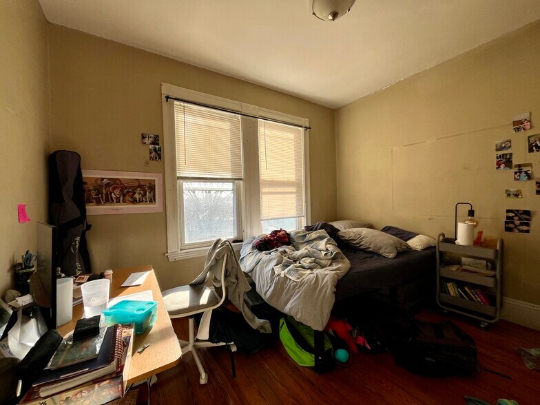 Building Photo - 83 Wensley St