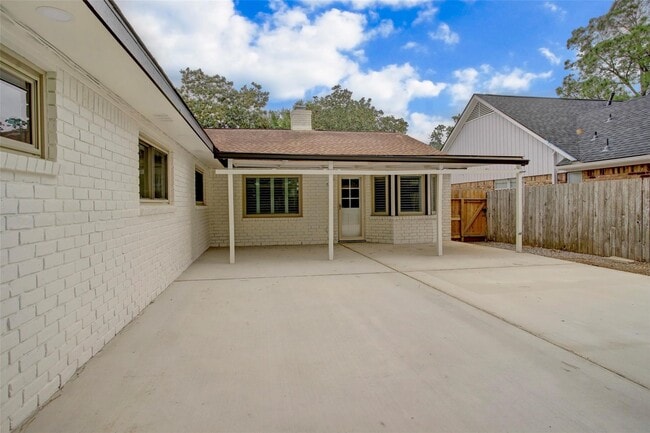 Building Photo - 6310 Autumn Arbor Dr