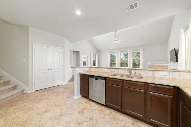 Building Photo - 23411 Breckenridge Dale Ln