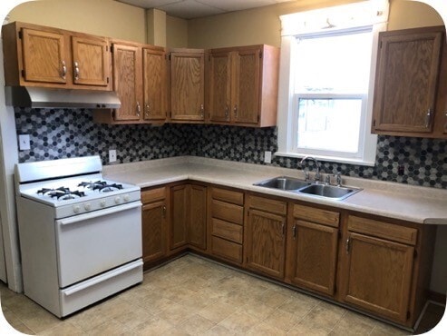 Building Photo - 1070 16th Ave SE