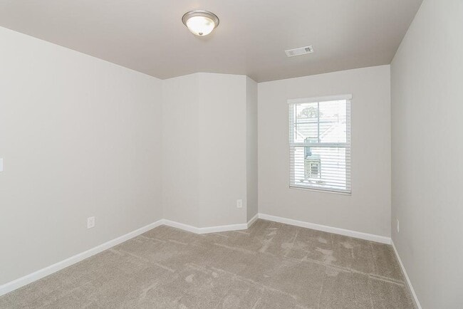 Building Photo - 231 Crestview Wy