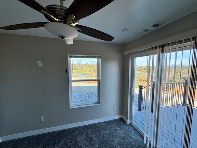 Building Photo - Breathtaking Views – Brand New 2 Bed, 1.5 Bath Home for Rent!  Available Nov 1st | Mt. Bally | Mt...