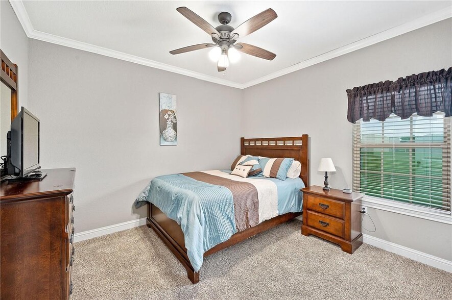 Building Photo - 754 Ziegler Ln