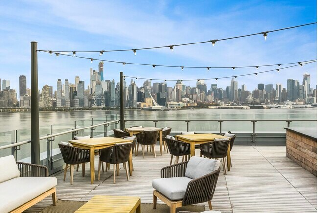 Building Photo - 9 Ave at Port Imperial