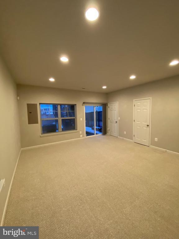 Building Photo - 113 Gristmill Ct