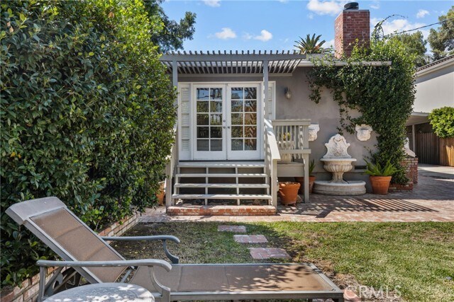 Building Photo - 4814 Lemona Ave