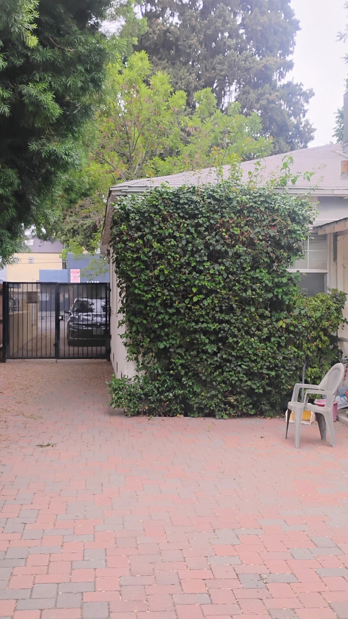Building Photo - 14248 Friar St