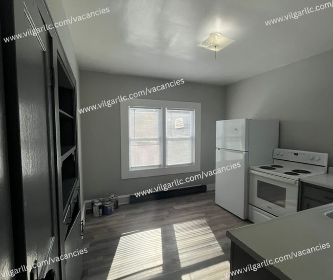 Building Photo - 6244 Garfield Ave