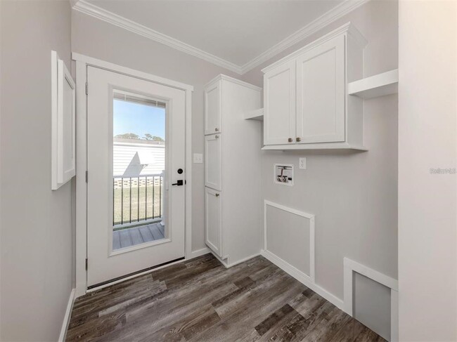 Building Photo - 127 Nautical Dr