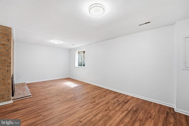 Building Photo - 1747 Cy Ct