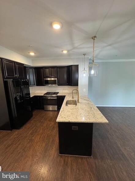 Building Photo - 5822 Oakdale Vlg Rd