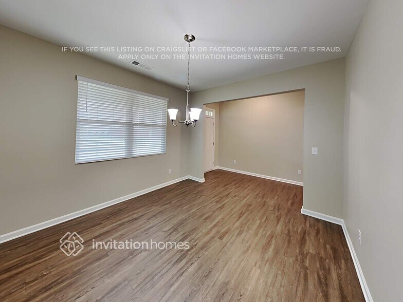 Building Photo - 956 Lilfield Ln