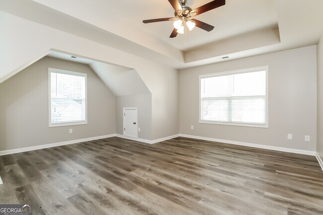 Building Photo - 1021 Bluecoat Cir