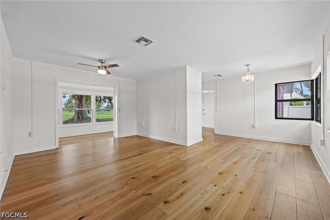 Building Photo - 1442 Olmeda Way