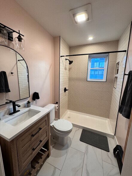 Building Photo - 219 Culver Ave