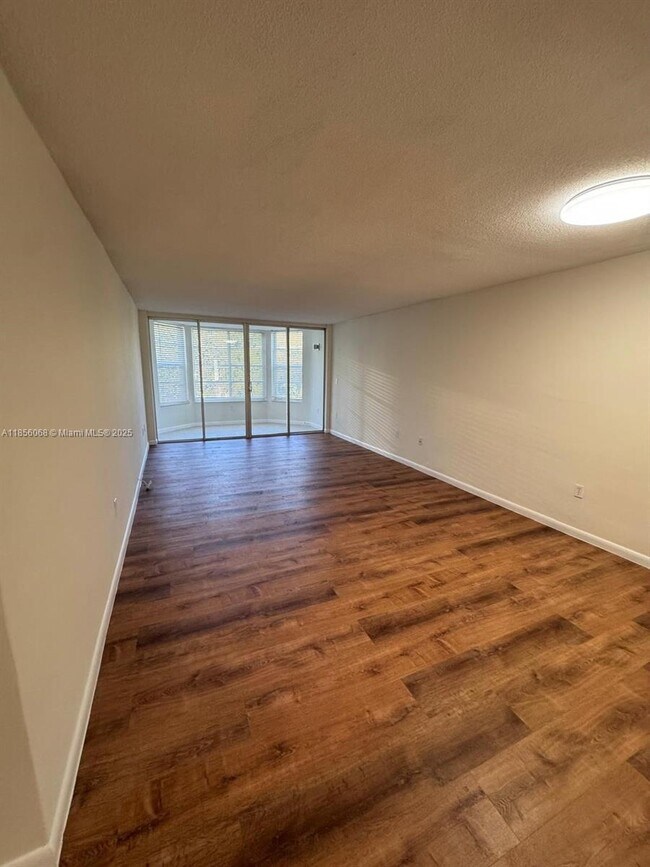 Building Photo - 1 bedroom in North Miami FL 33179