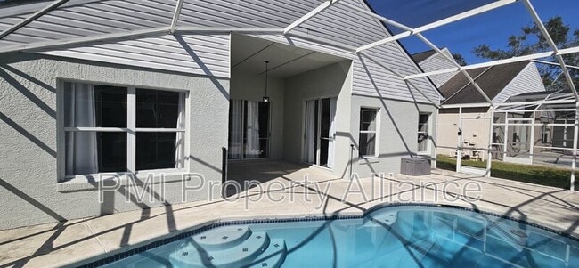 Building Photo - 4902 Monarch Ln