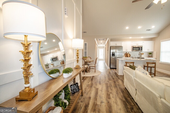 Building Photo - 214 Big Branch Dr