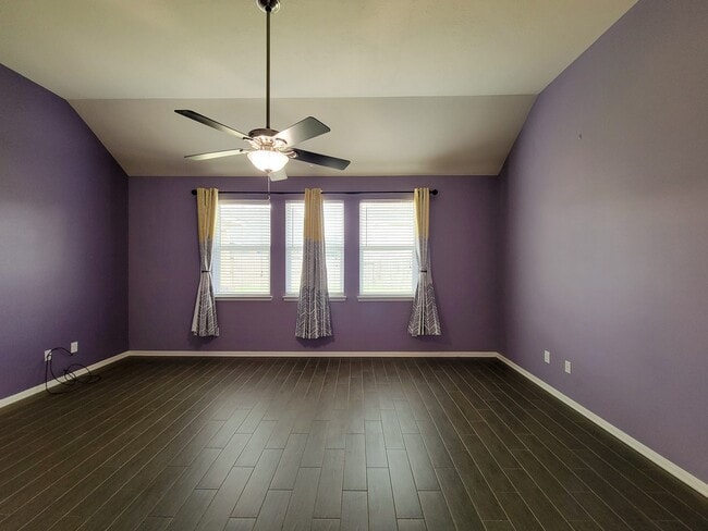 Building Photo - 805 Arlington Pointe Dr