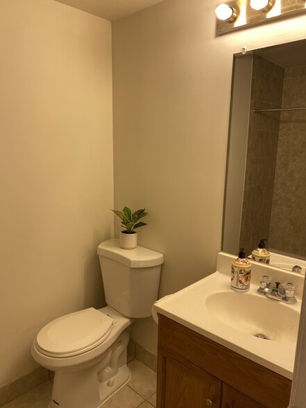 Building Photo - 5032 Merganser Ct