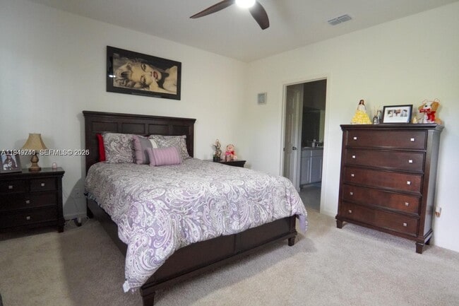 Building Photo - 10770 SW Vasari Way